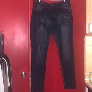 Women’s jeans. Like new